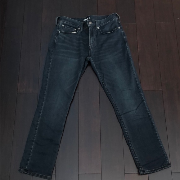 dark washed jeans men